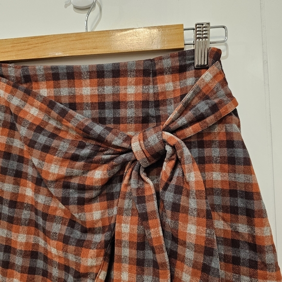 Wilfred tie front wrap mini skirt cashmere and wool - Picture 2 of 9